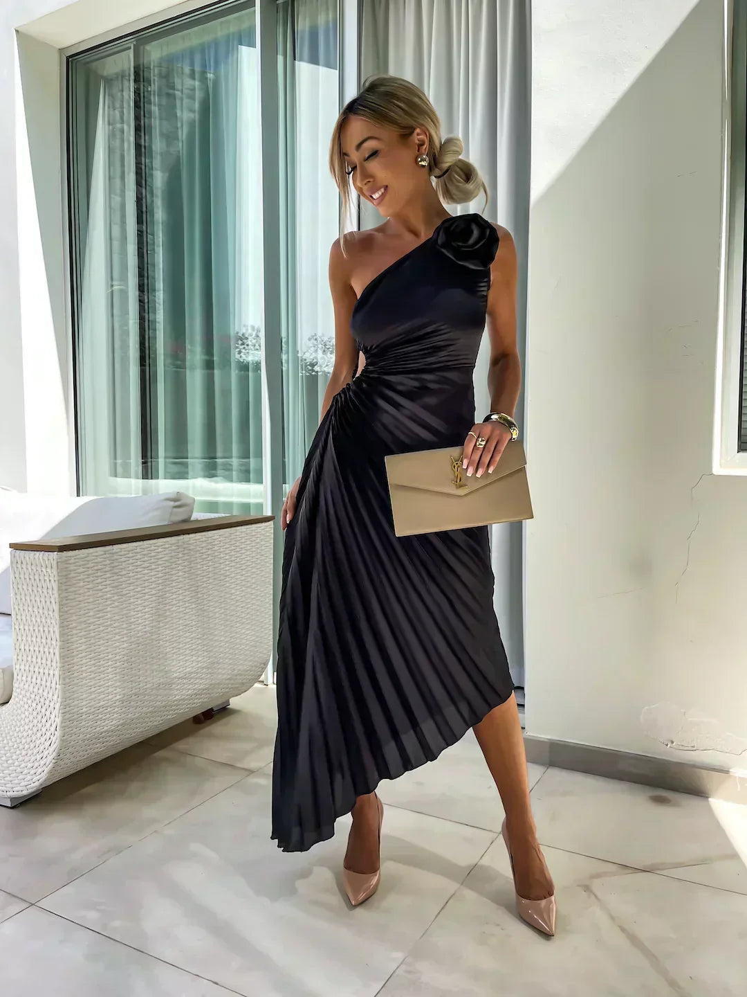 SUNDAY | ONE SHOULDER MIDI DRESS
